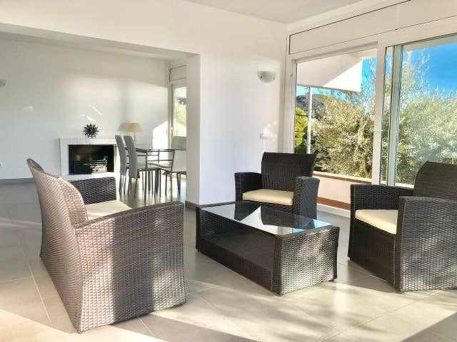 Amplio Apartamento Con Jardin En Almadrava Rosas Exterior foto